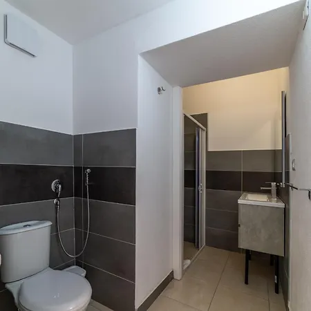 住宿加早餐酒店 Sardinian Gallery Sa Funtana 3*